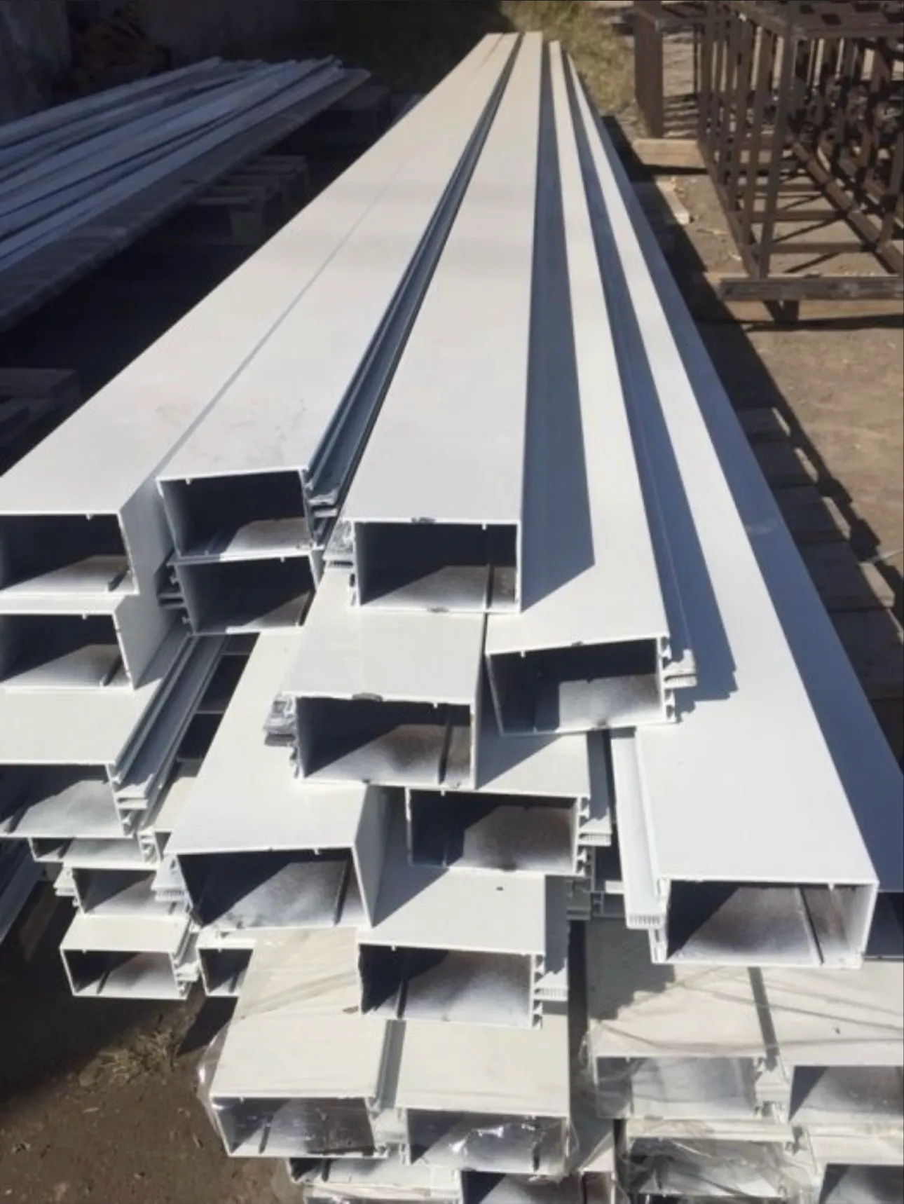 Процесс порошковой покраски изделий в цехе Polimerdisk